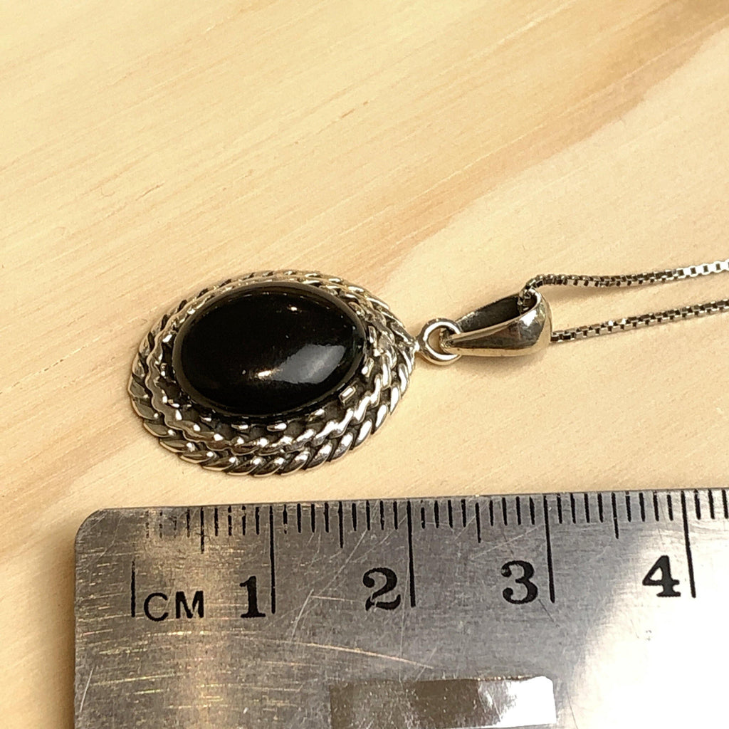 Gemstone Onyx Oval Pendant - La Trobe Jewellery